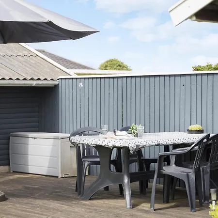 Vakantiehuis 3 Bedroom Stunning In *