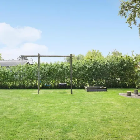 3 Bedroom Stunning In Vakantiehuis *