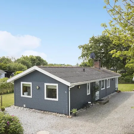 Holiday home 3 Bedroom Cozy In