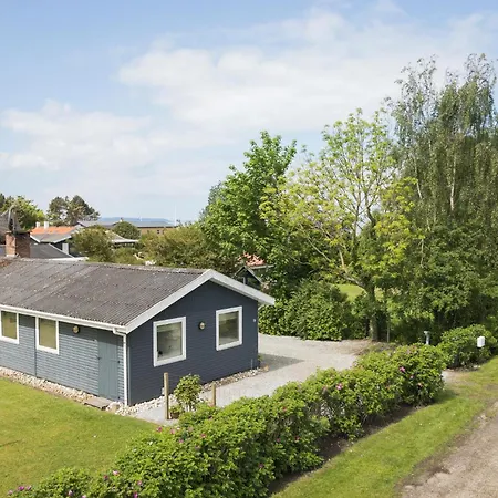 3 Bedroom Cozy In Bogense